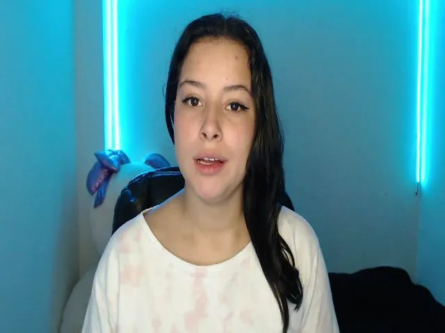 Live sex webcam photo for Aqua_emilly #273441937