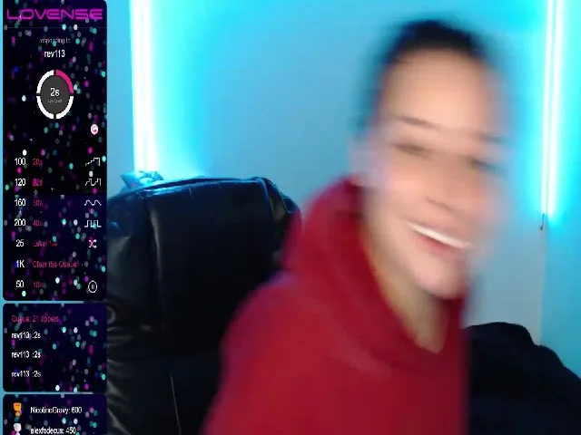 Live sex webcam photo for Aqua_emilly #273442173