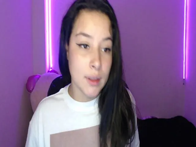 Live sex webcam photo for Aqua_emilly #273669591