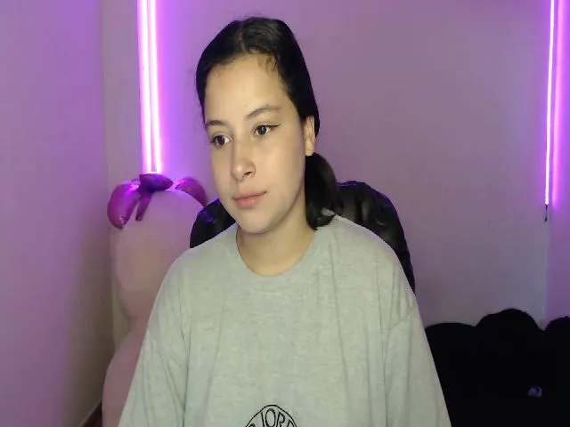 Live sex webcam photo for Aqua_emilly #273817092
