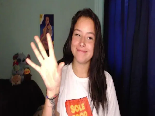 Live sex webcam photo for Aqua_emilly #274345930