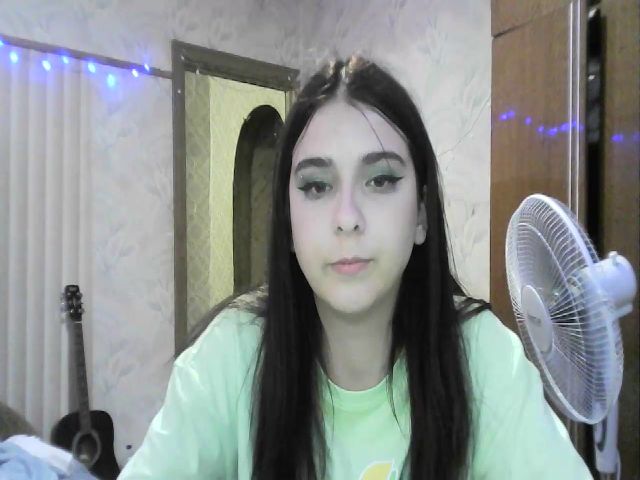 Live sex webcam photo for Areissa #274130171