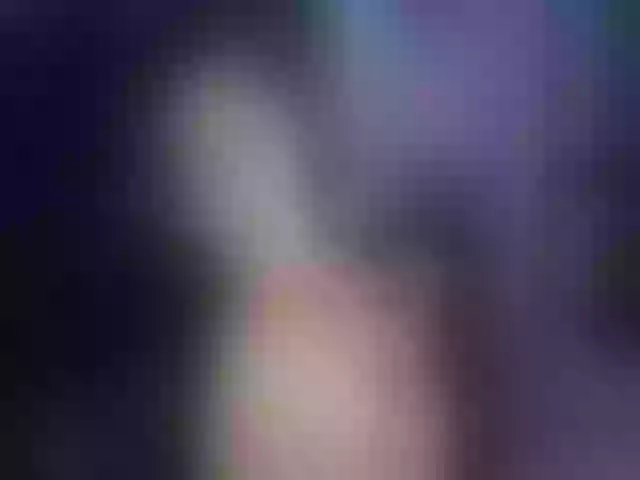 Live sex webcam photo for AreolaGrandee #271952807