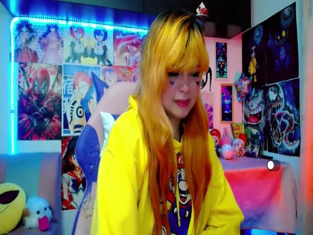 Live sex webcam photo for Aria_Yummi #271694736