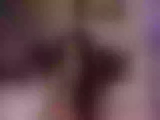 Live sex webcam photo for ArianahGrande #273654278