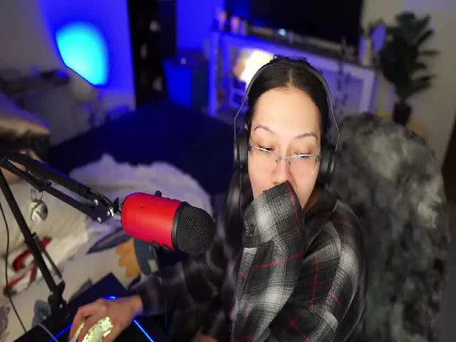 Live sex webcam photo for Ariesvenus #272639771