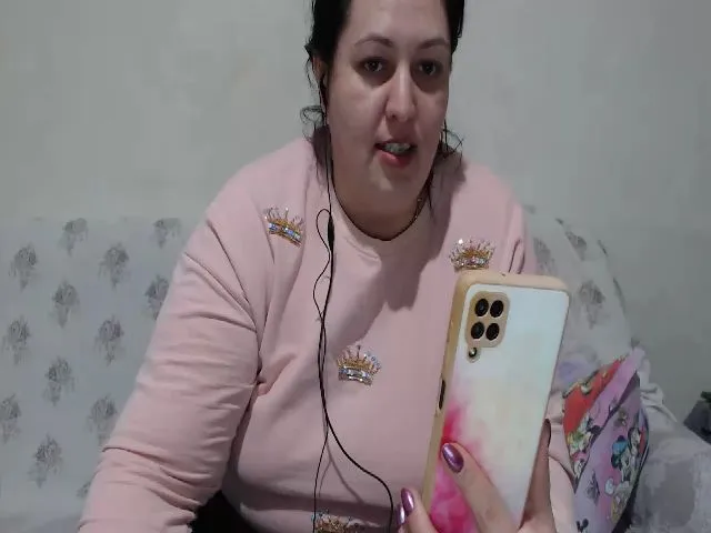 Live sex webcam photo for Arinadols30 #272769961