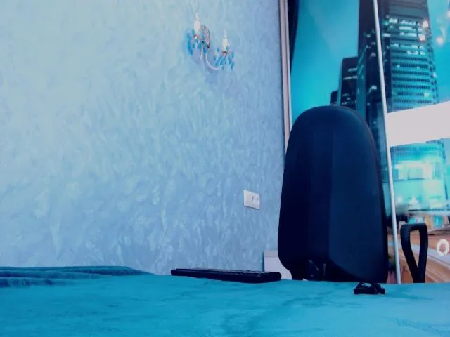 Live sex webcam photo for ArtOfKayla #271759532