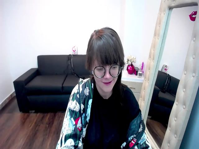 Live sex webcam photo for Arya_stark_ #271994092