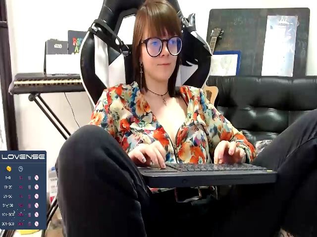 Live sex webcam photo for Arya_stark_ #273551694