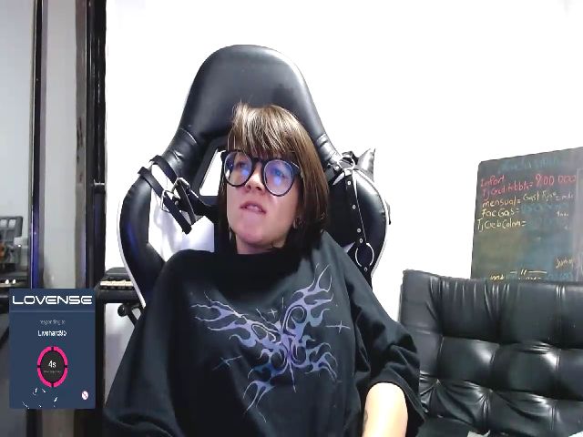 Live sex webcam photo for Arya_stark_ #273650641