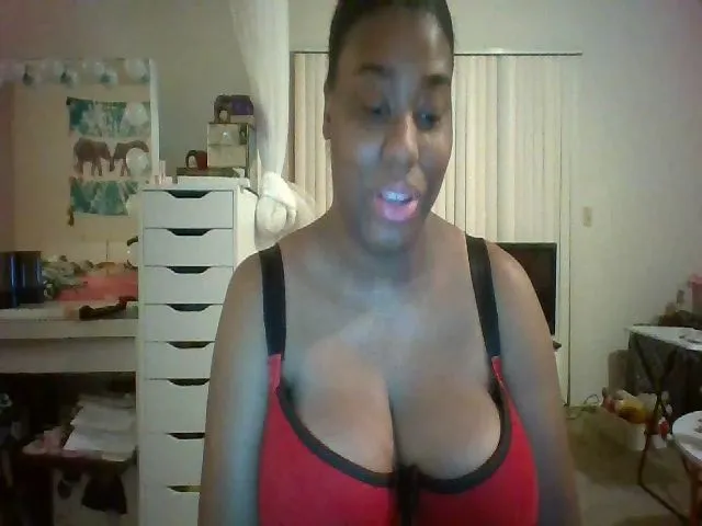 Live sex webcam photo for AshFoxx #272108690