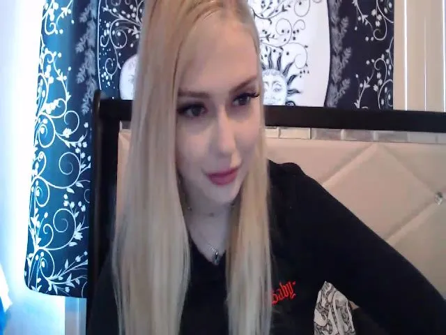 Live sex webcam photo for AshleyMarina #272220086