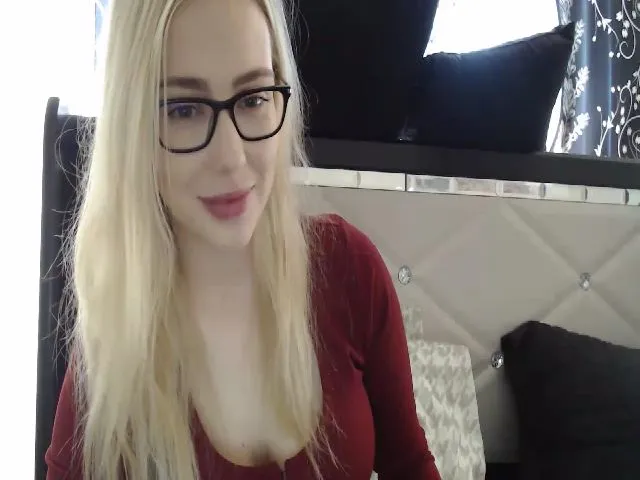 Live sex webcam photo for AshleyMarina #274402771