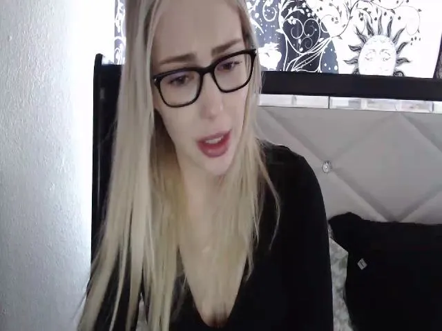Live sex webcam photo for AshleyMarina #274435945