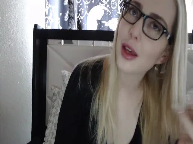 Live sex webcam photo for AshleyMarina #274607769