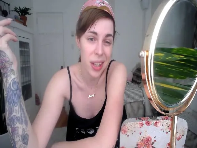 Live sex webcam photo for AshleyTea