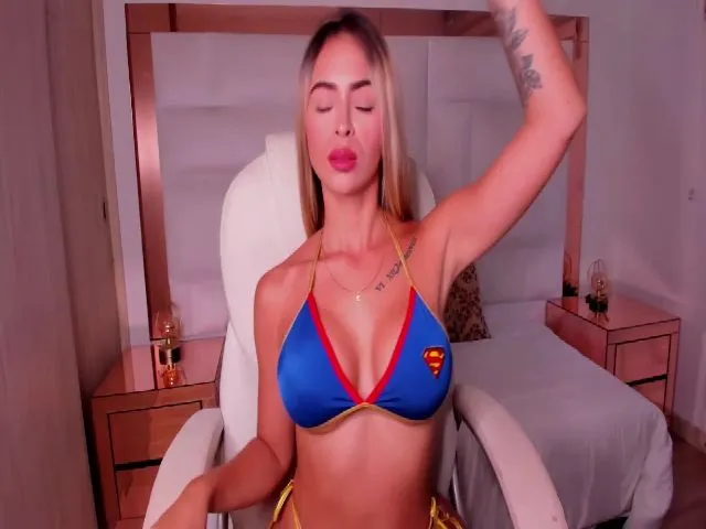Live sex webcam photo for Ashleygrey_ #273595465