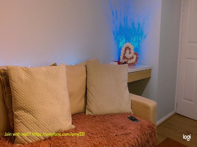 Live sex webcam photo for Asia331 #272759913