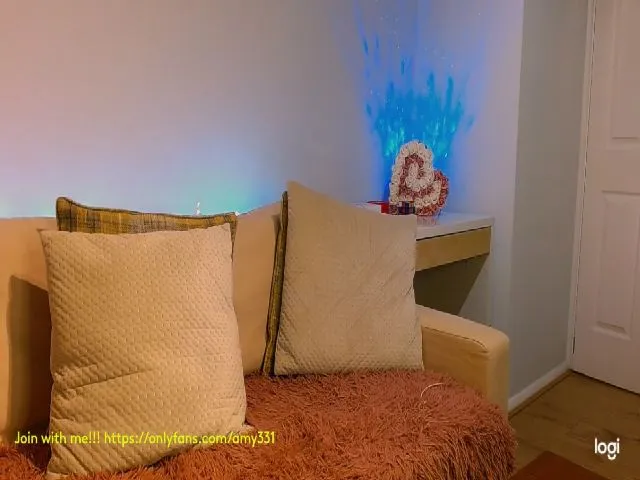 Live sex webcam photo for Asia331 #272761895