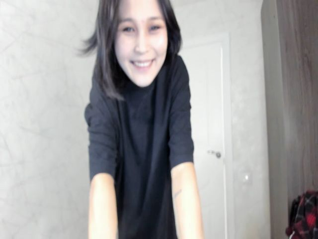 Live sex webcam photo for AsianAngel1 #272540809