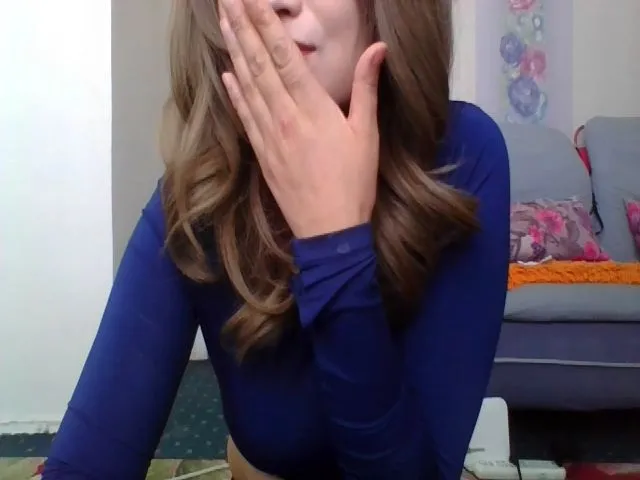 Live sex webcam photo for AsianDoll2000 #272131115