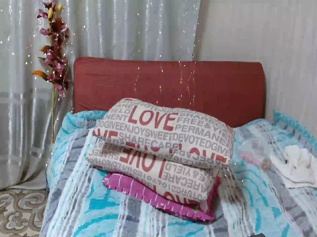 Live sex webcam photo for Asiankitty_X #287897710