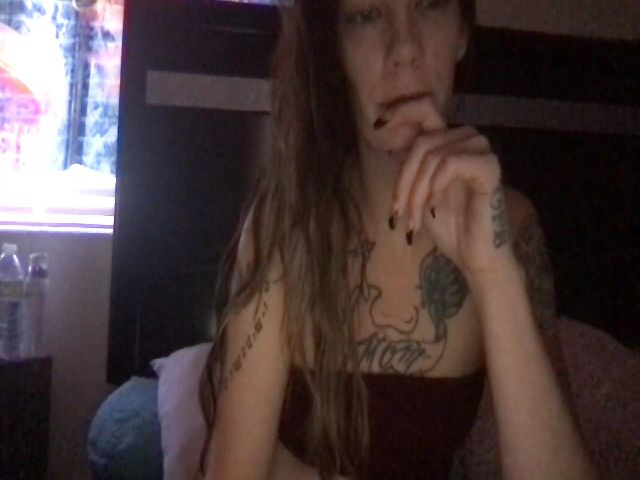 Live sex webcam photo for Aspyn_Morgan #274285767