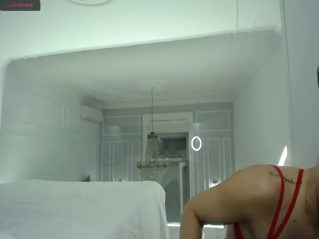 Live sex webcam photo for AstekAngel #273790032