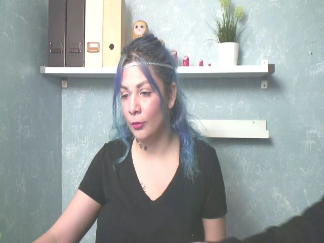 Live sex webcam photo for Atifah #272461794