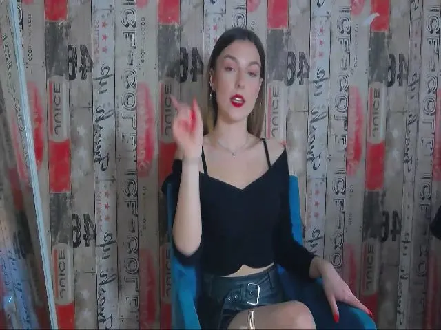 Live sex webcam photo for AtomicJessie #272358442