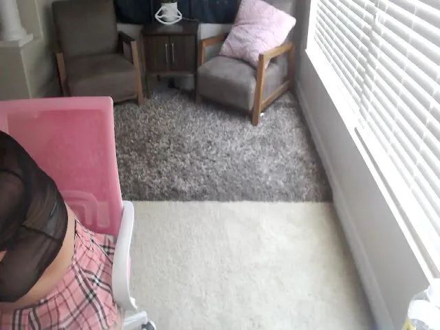 Live sex webcam photo for AtomicMilf #273013203