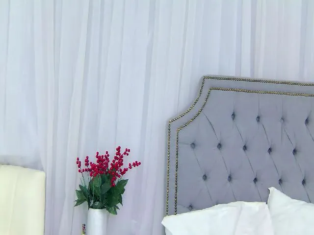 Live sex webcam photo for AudreyRyen #273644539