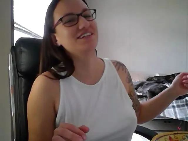 Live sex webcam photo for Audreyalia #272390391