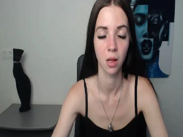 Live sex webcam photo for AuroraRey #287898757