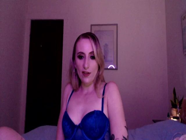 Live sex webcam photo for AuroraTheB #274326606