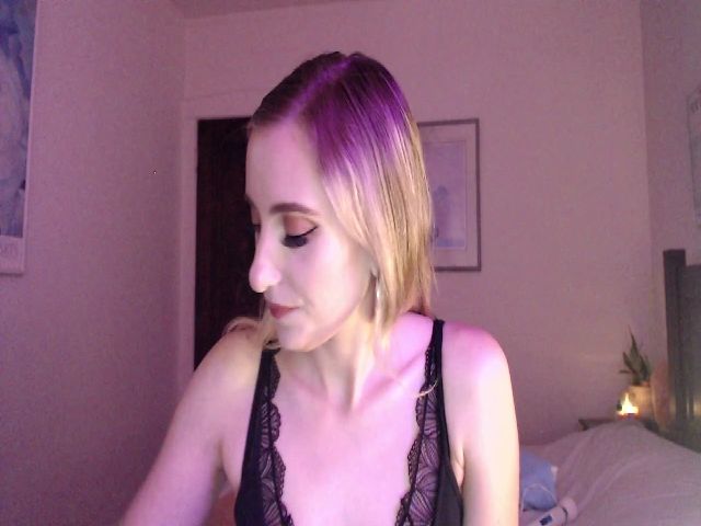 Live sex webcam photo for AuroraTheB #274541548