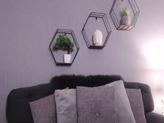 Live sex webcam photo for AuroraXSky #272721738