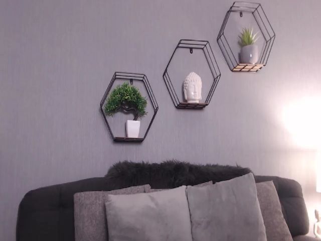 Live sex webcam photo for AuroraXSky #272818660