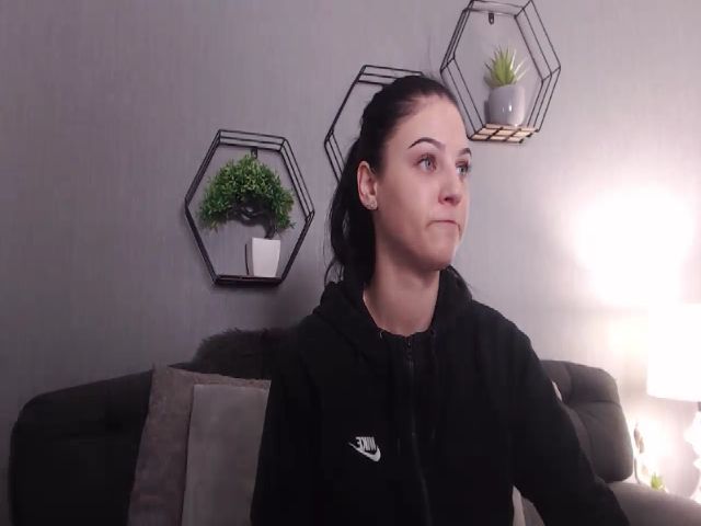 Live sex webcam photo for AuroraXSky #273105825