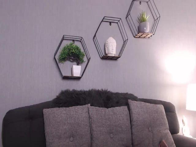 Live sex webcam photo for AuroraXSky #273210786