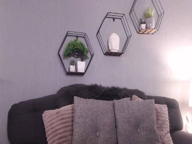 Live sex webcam photo for AuroraXSky #273471308