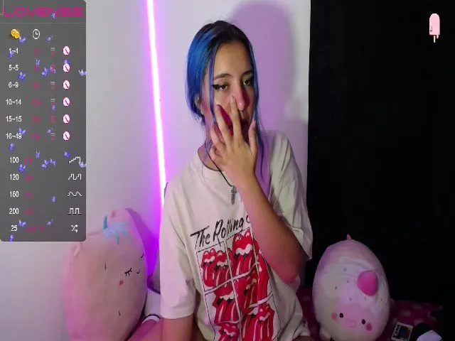 Live sex webcam photo for Aurora_20 #272891961