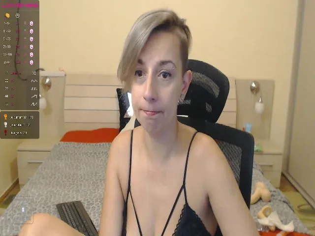 Live sex webcam photo for AutumnOpal #274276580