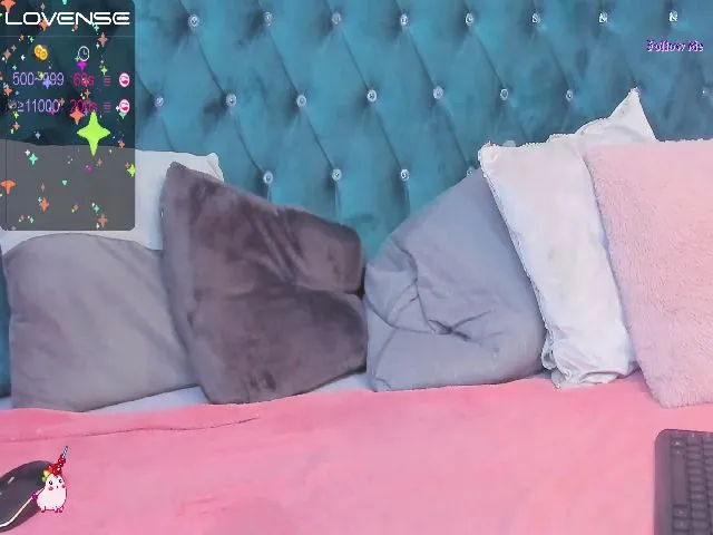 Live sex webcam photo for AutumnRaeXx #273325777