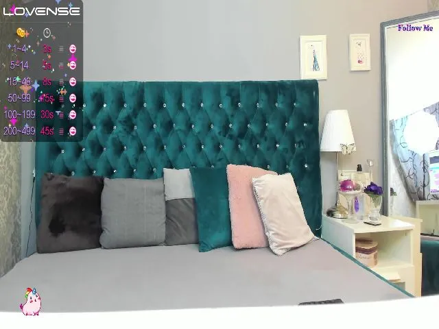 Live sex webcam photo for AutumnRaeXx #273577270