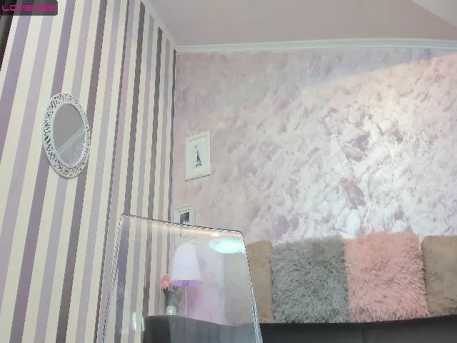 Live sex webcam photo for AutumnRaeXx #273736944