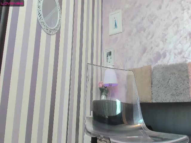 Live sex webcam photo for AutumnRaeXx #273891572