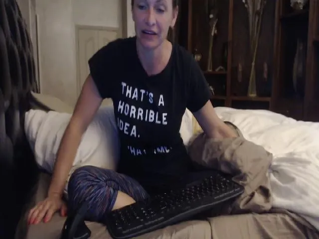 Live sex webcam photo for Autumn_Blonde #272986023