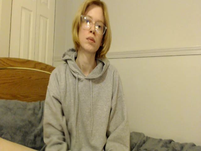 Live sex webcam photo for Ava_Max #272162408